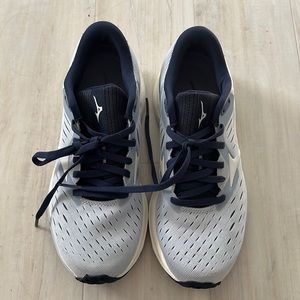 Mizuno Wave Rider 24 Tennis Shoes